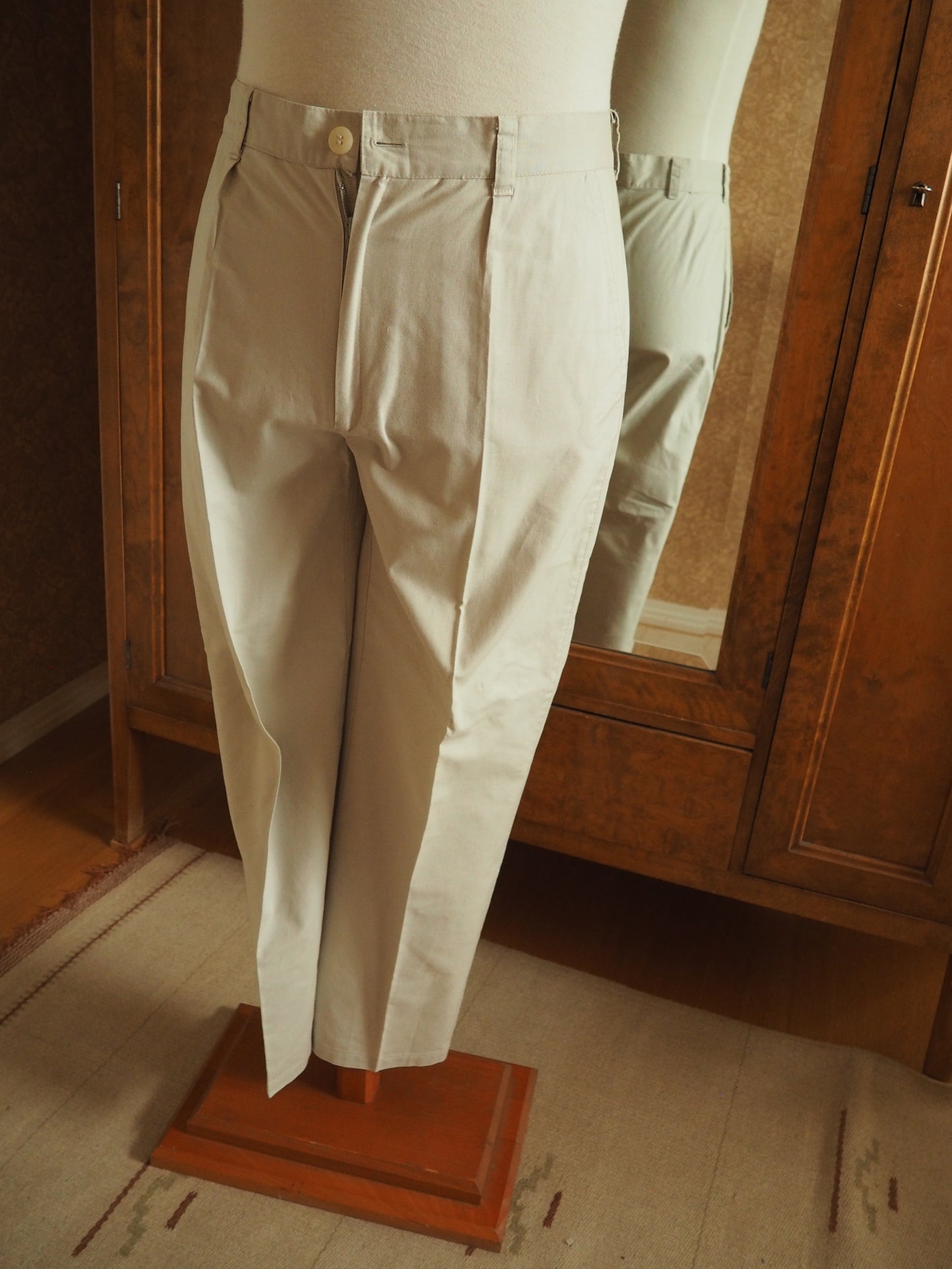 Miesten 2-osainen safarihenkinen vaalea asu