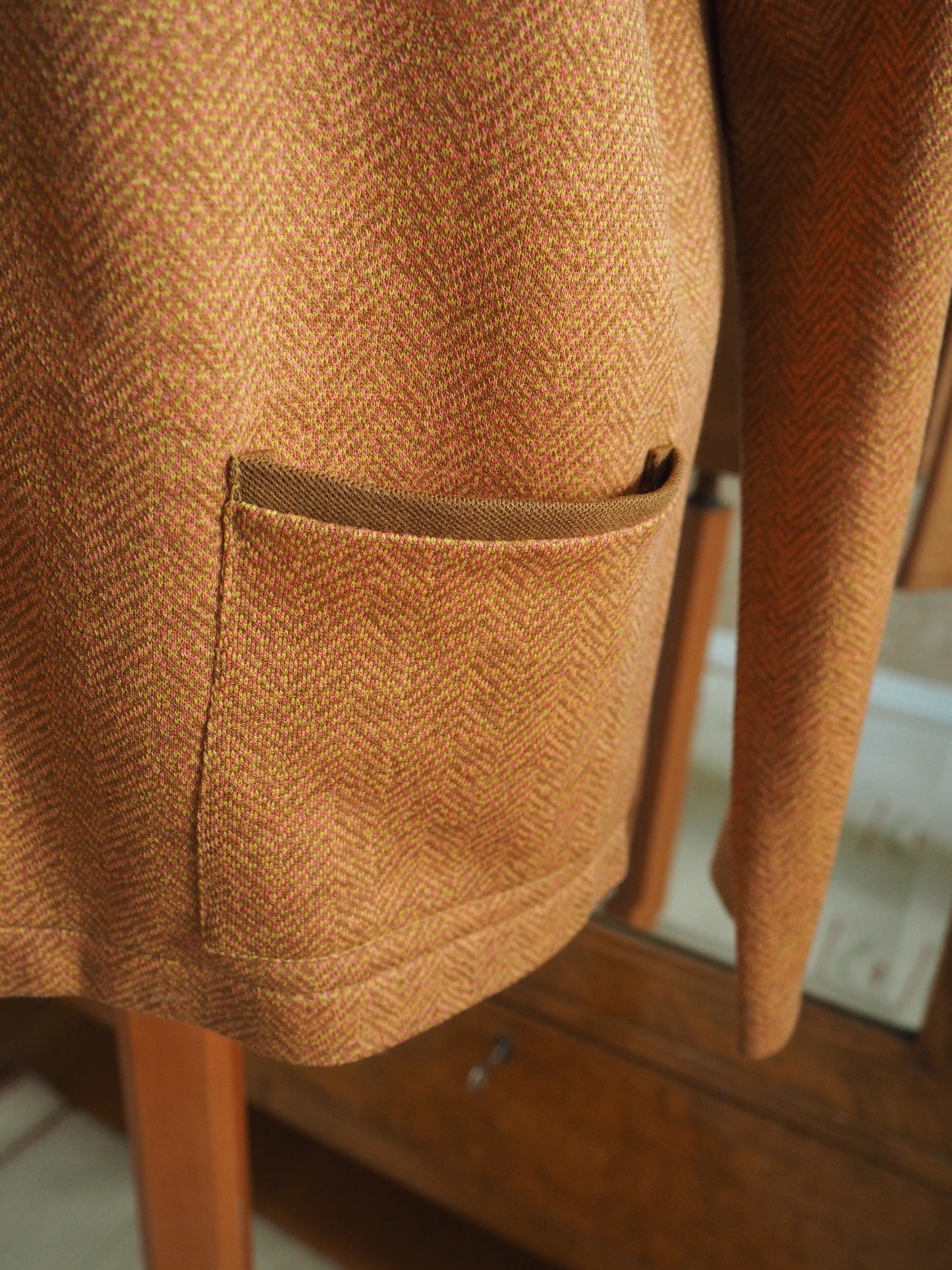 Vetoketjullinen jakku