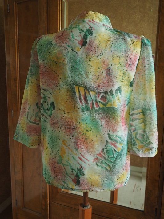 Kuviollinen ohut läpikuultava jakku