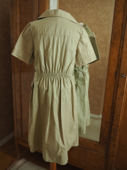 Safarihenkinen mekko