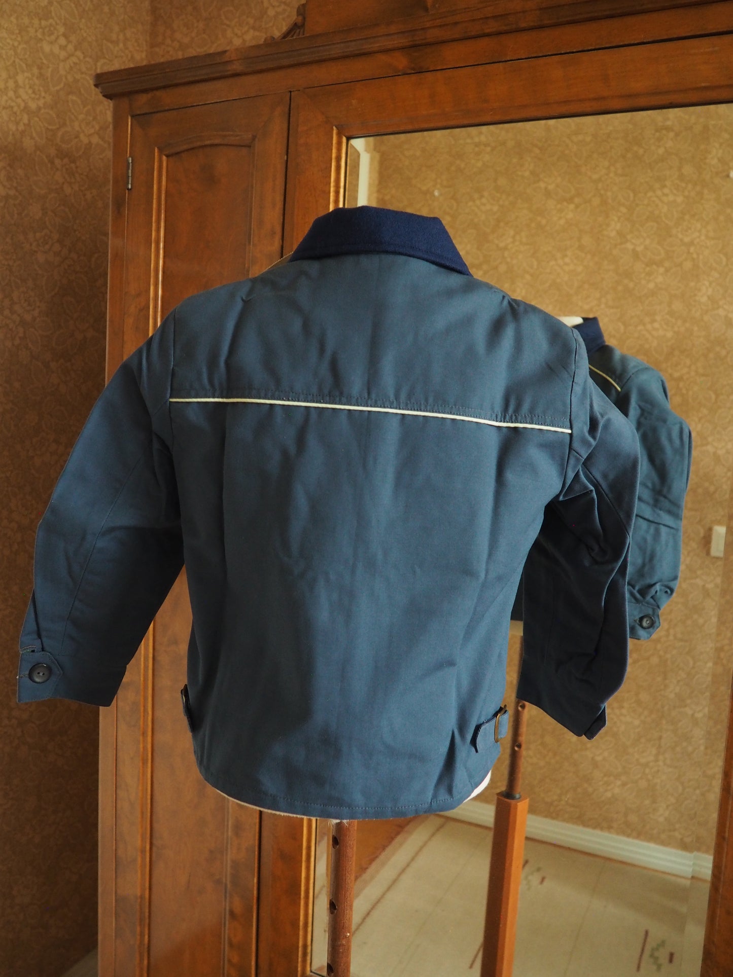 Siniharmaa Ylläs-tuotteen Teno/Aka takki, käyttämätöntä vanhaa varastoa