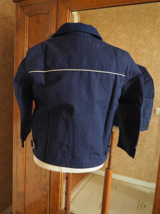 Tummansininen Ylläs-tuotteen Teno/Aka takki, käyttämätöntä vanhaa varastoa