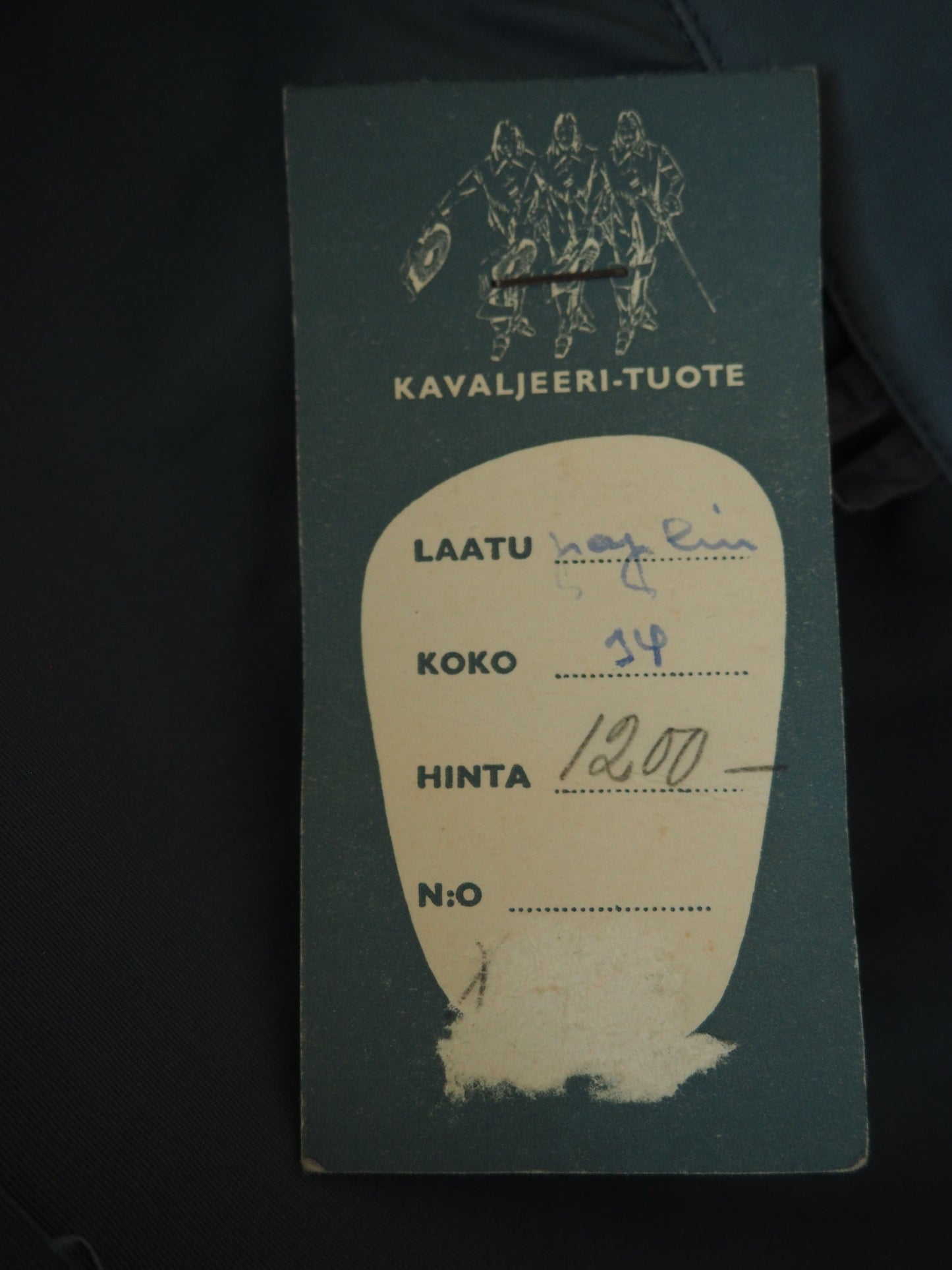 Lasten Kavaljeeri-tuotteen takki, käyttämätöntä vanhaa varastoa