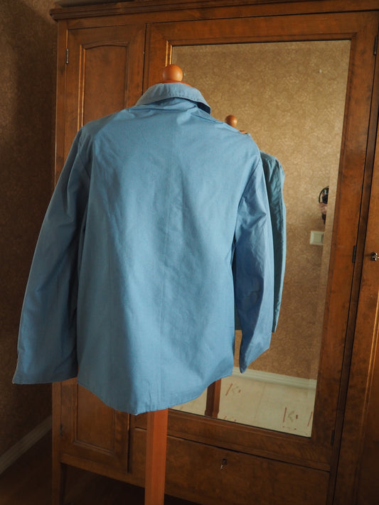 Vaaleansininen Kestilän takki, käyttämätöntä vanhaa varastoa