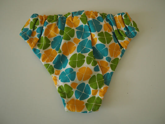 Lasten uimahousut, käyttämätöntä vanhaa varastoa