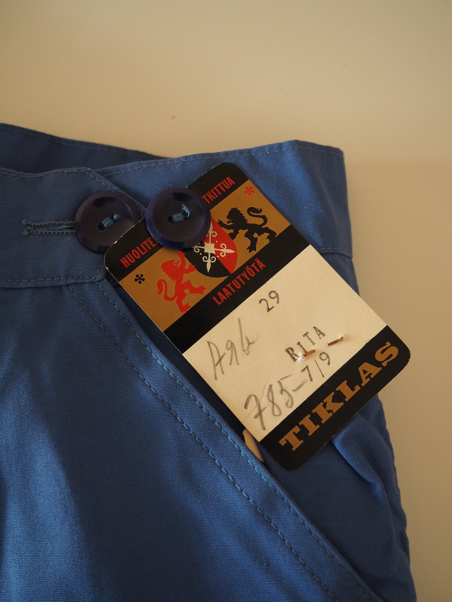 Lasten siniset Tiklaksen Rita shortsit, käyttämätöntä vanhaa varastoa