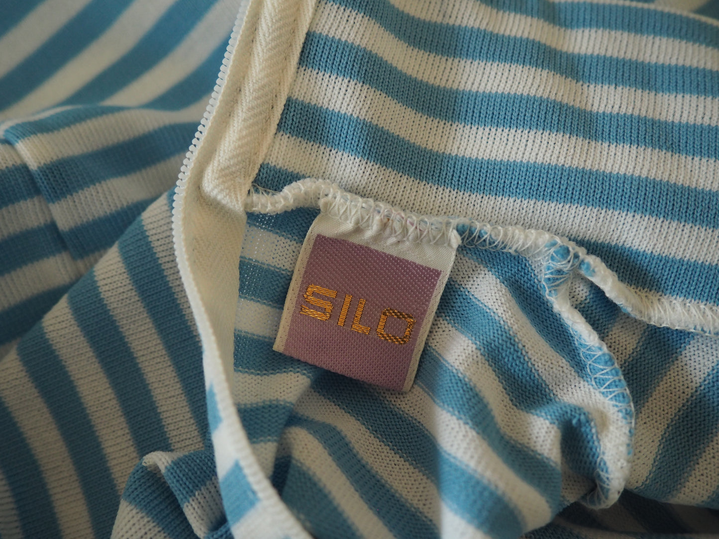 Lasten raidallinen poolopaita, käyttämätöntä vanhaa varastoa