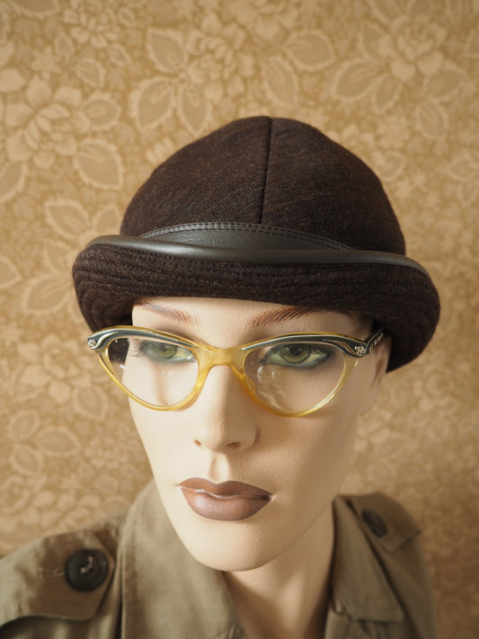 Ruskea Sammon Lakin hattu