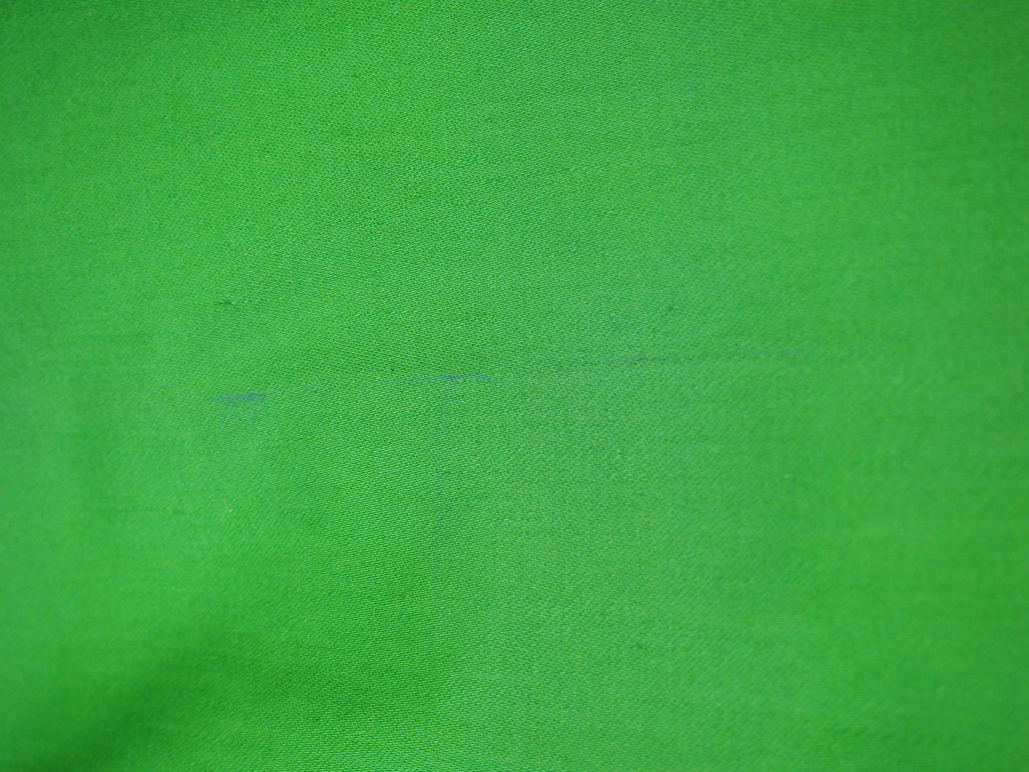 Vihreät leveälahkeiset haalarit