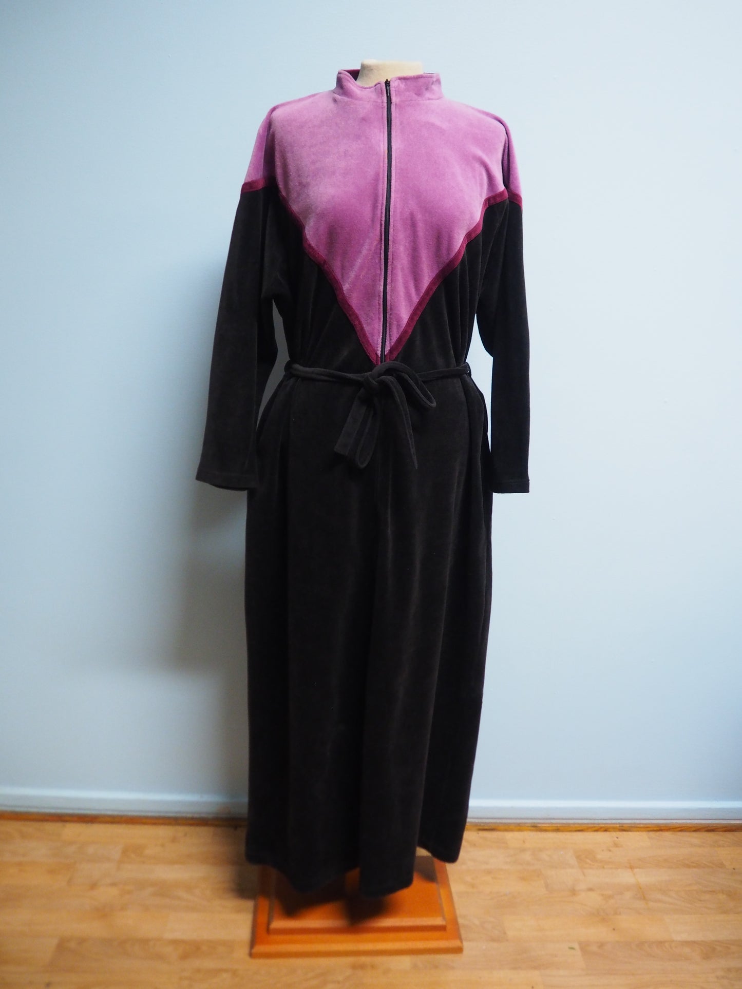 Finnwearin monivärinen oloasu
