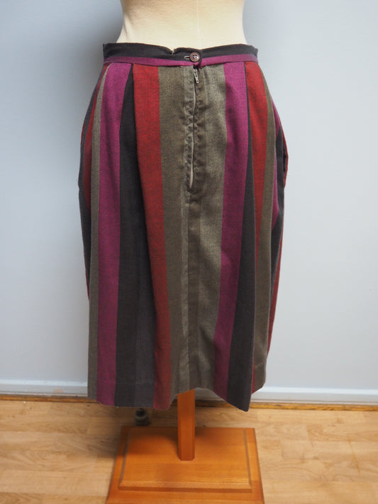 Harmaa raidallinen villa hame