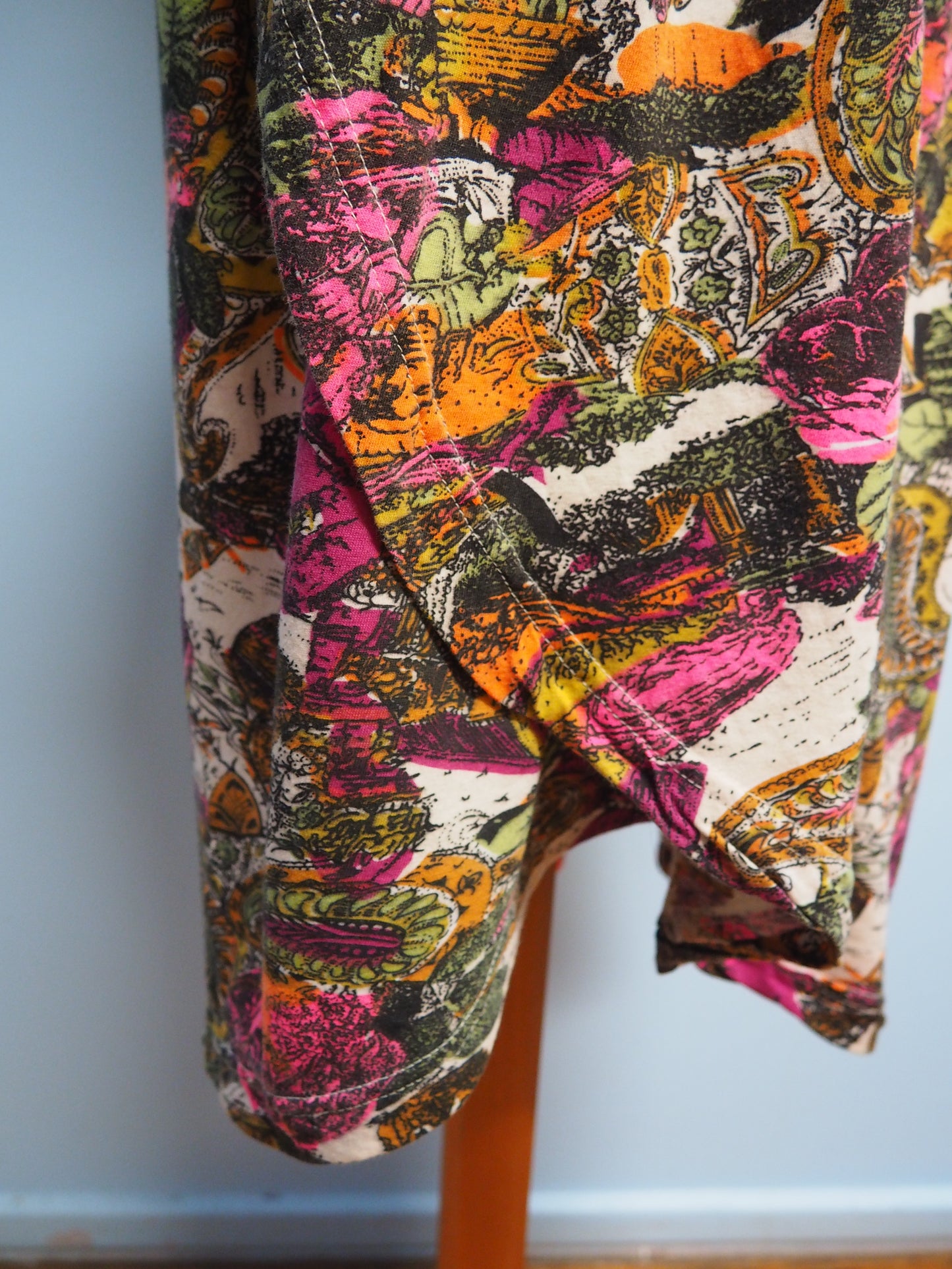 Monivärinen kuviollinen Reflex hame