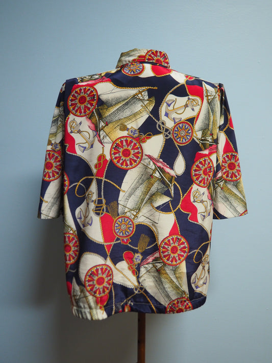 Seilorikuviollinen Modelian paita