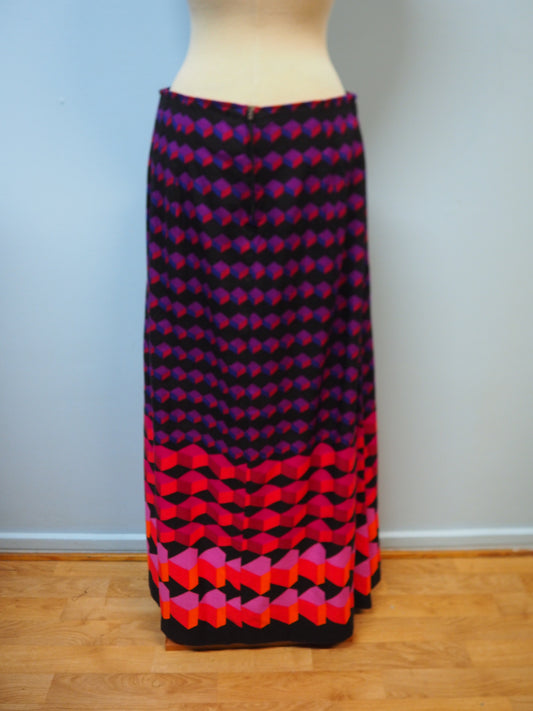 Monivärinen graafinen kuviollinen pitkä hame