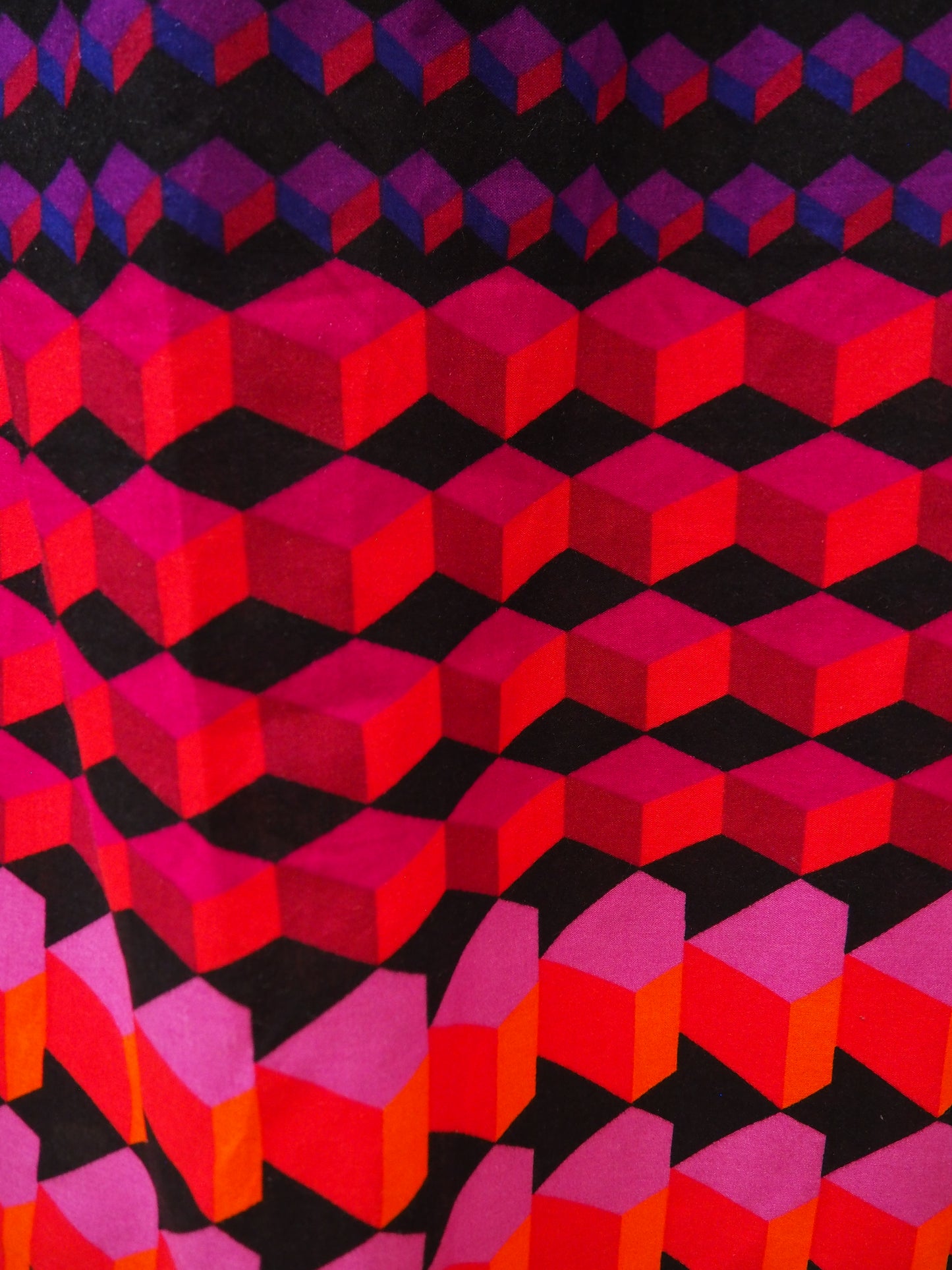 Monivärinen graafinen kuviollinen pitkä hame