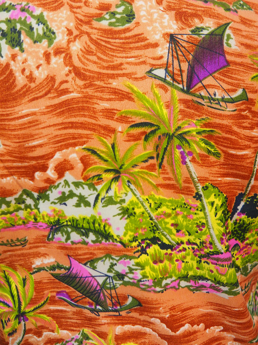 Kuviollinen Waikiki kauluspaita