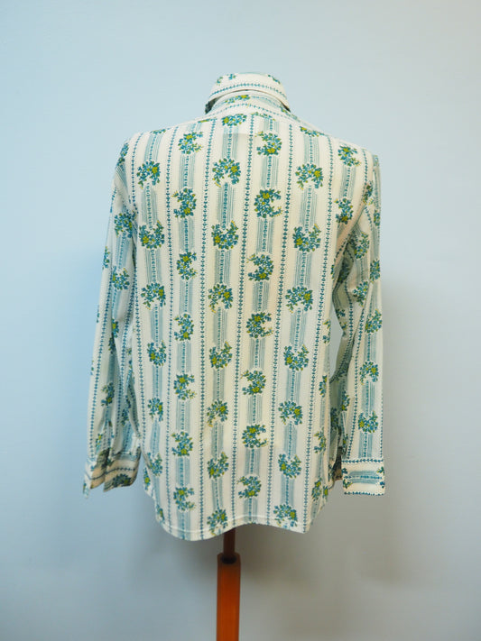 Kukkakuviollinen ja raidallinen miesten kauluspaita