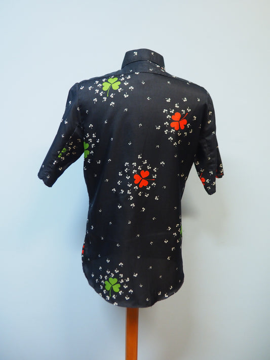 Kuviollinen miesten Beeman kauluspaita