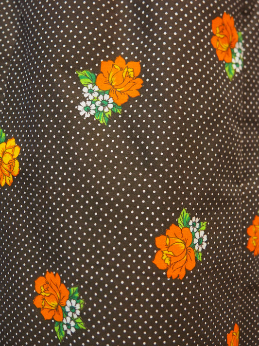 Ruskea kukkakuviollinen käyttämätön hame