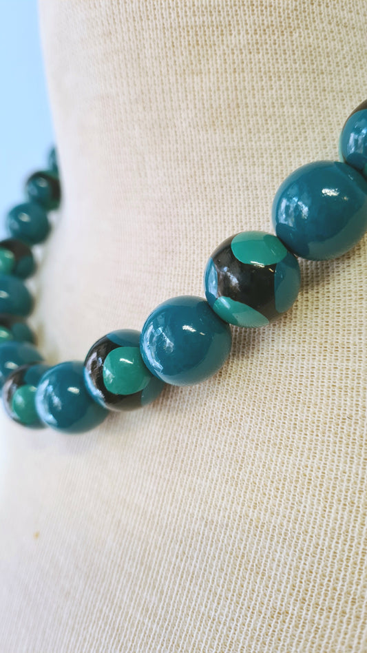 Sinivihreä kuviollinen kaulakoru