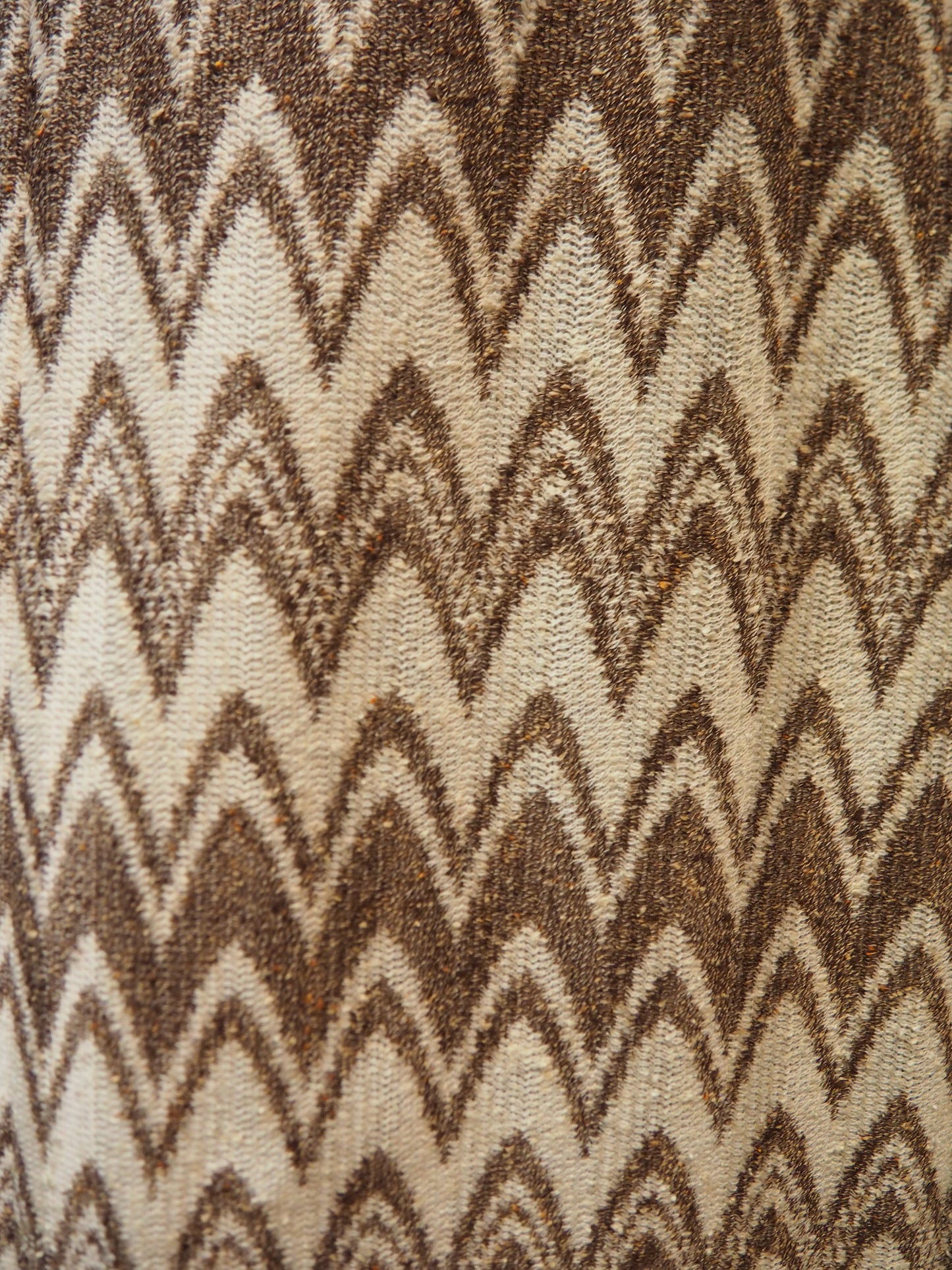 Vaalea raidallinen Caterinan mekko käyttämätöntä vanhaa varastoa