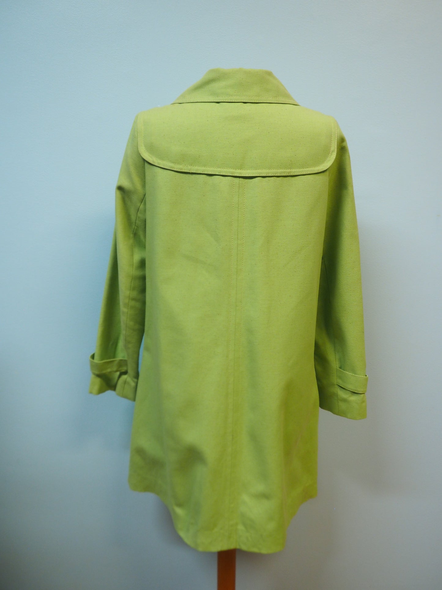 Vaaleanvihreä Kestilän takki