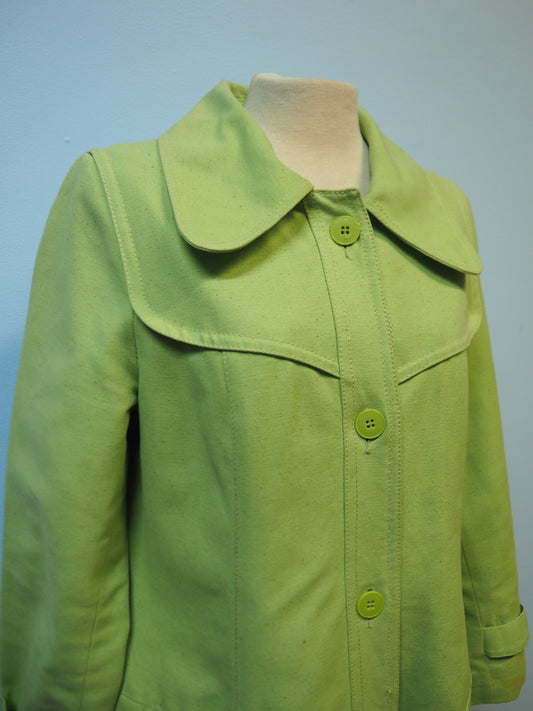 Vaaleanvihreä Kestilän takki
