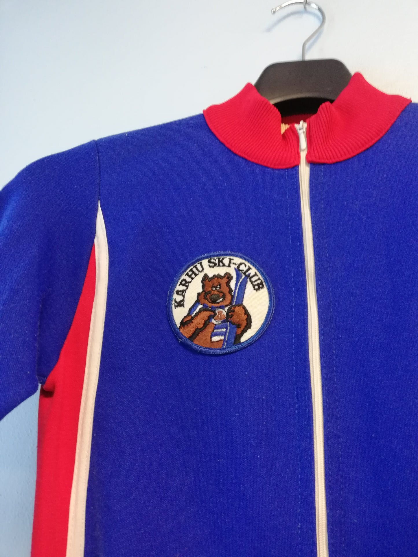 Lasten Karhu Ski Club hiihtohaalari