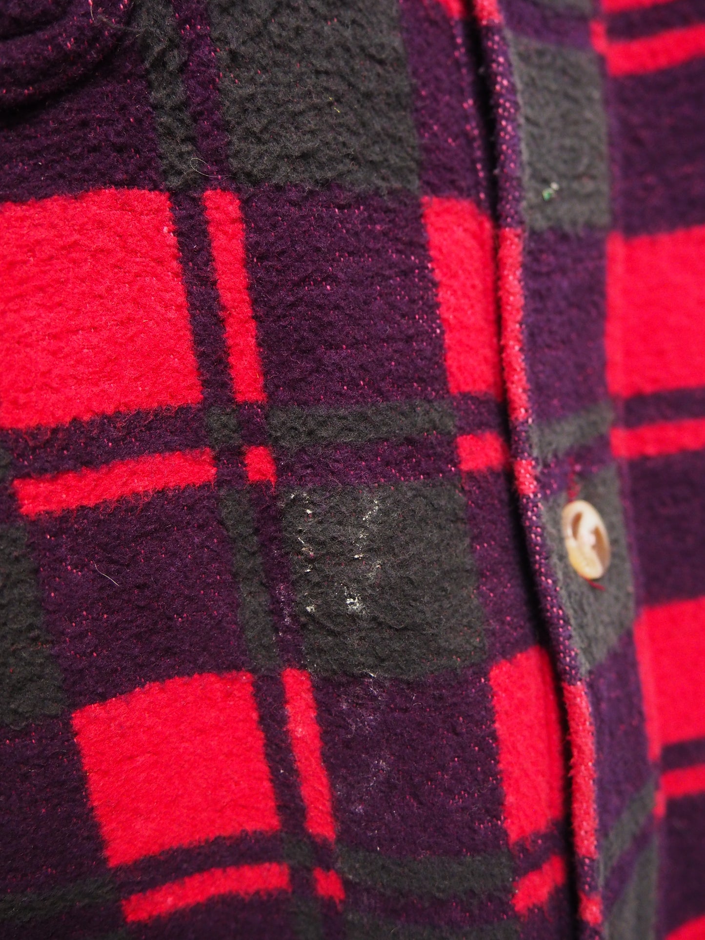Punainen ruudullinen paksu flanelli takki