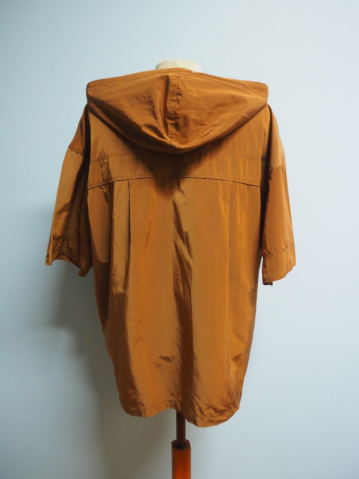 Luhdan D.J Collection lyhythihainen anorakki