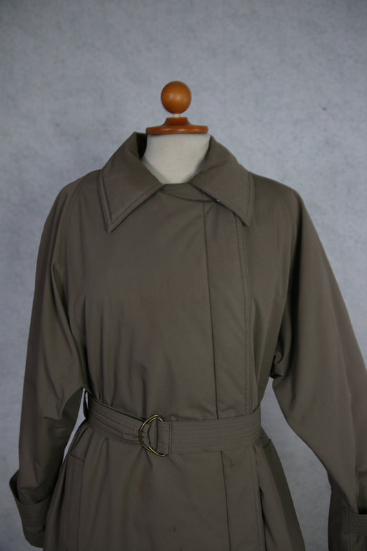 Rusehtava topattu Kaunottaren takki