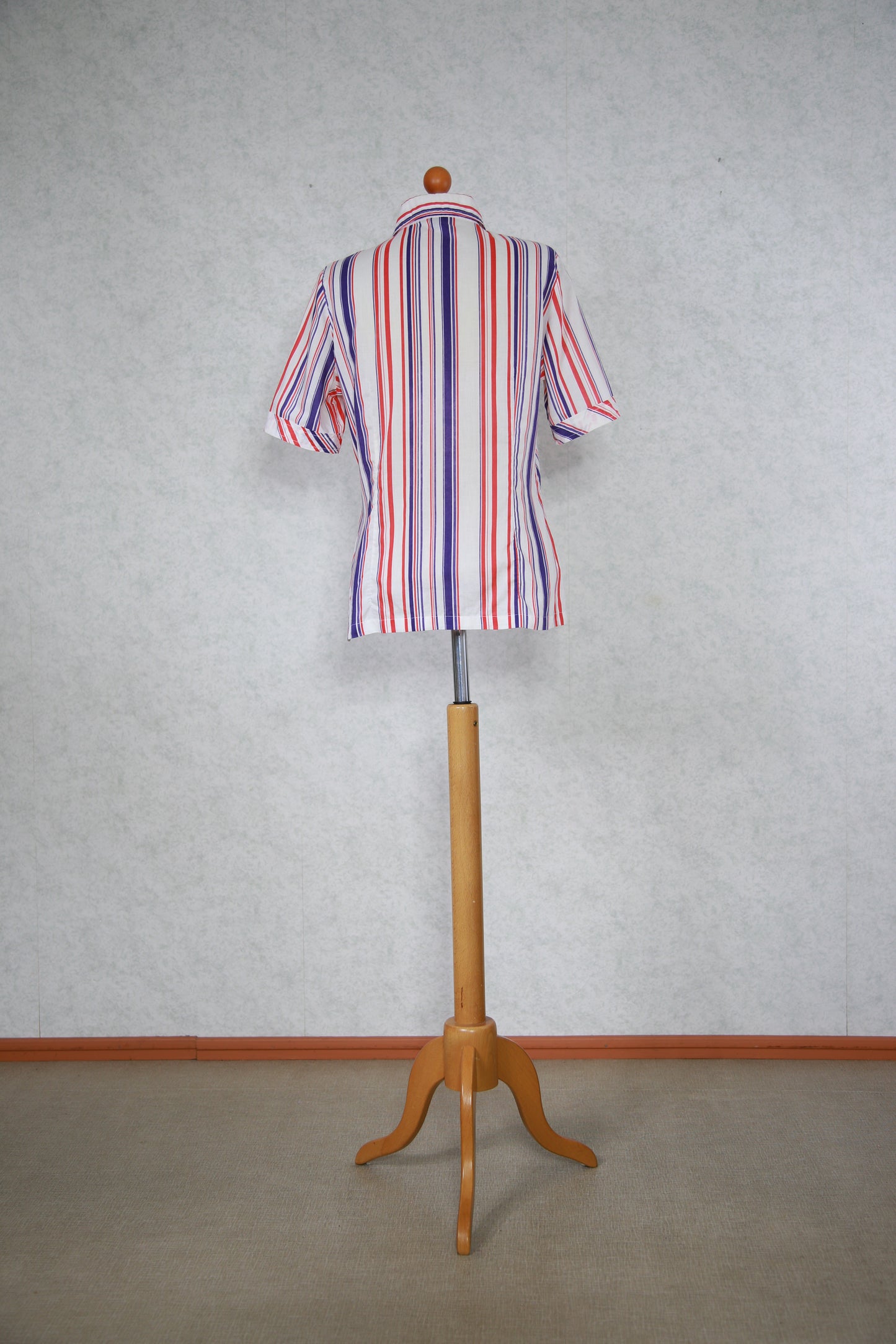 Raidallinen Beat lyhythihainen kauluspaita