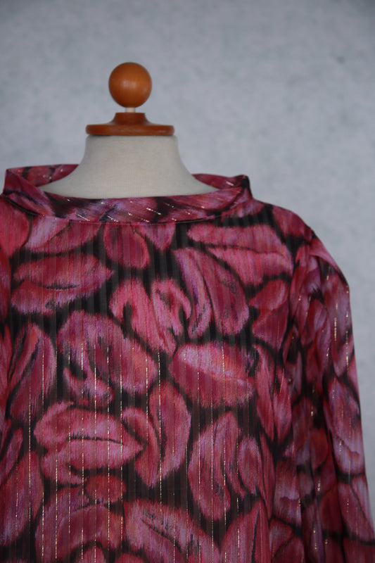 Vaaleanpunainen kimalteleva kuviollinen läpikuultava pusero