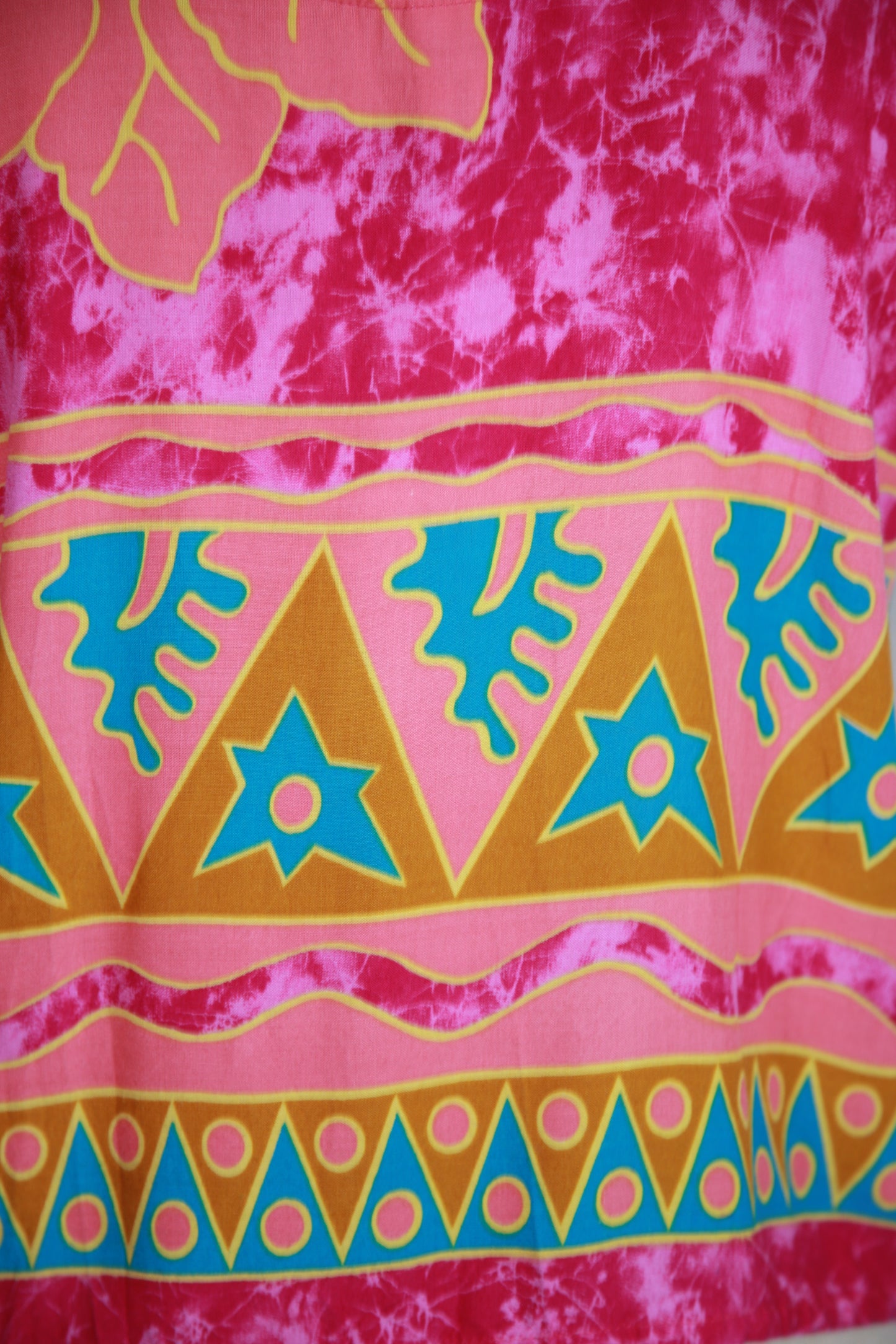 Pinkki kuviollinen lyhyt toppi