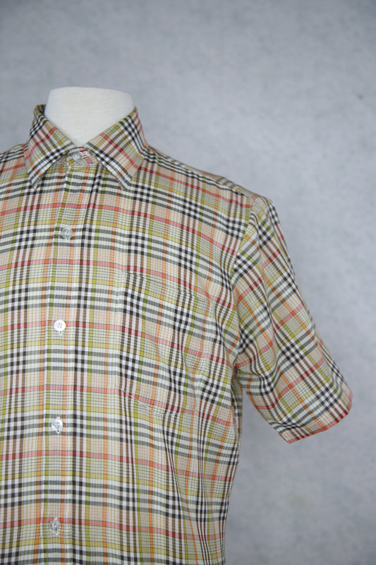 Ruudullinen monivärinen lyhythihainen Tikano kauluspaita