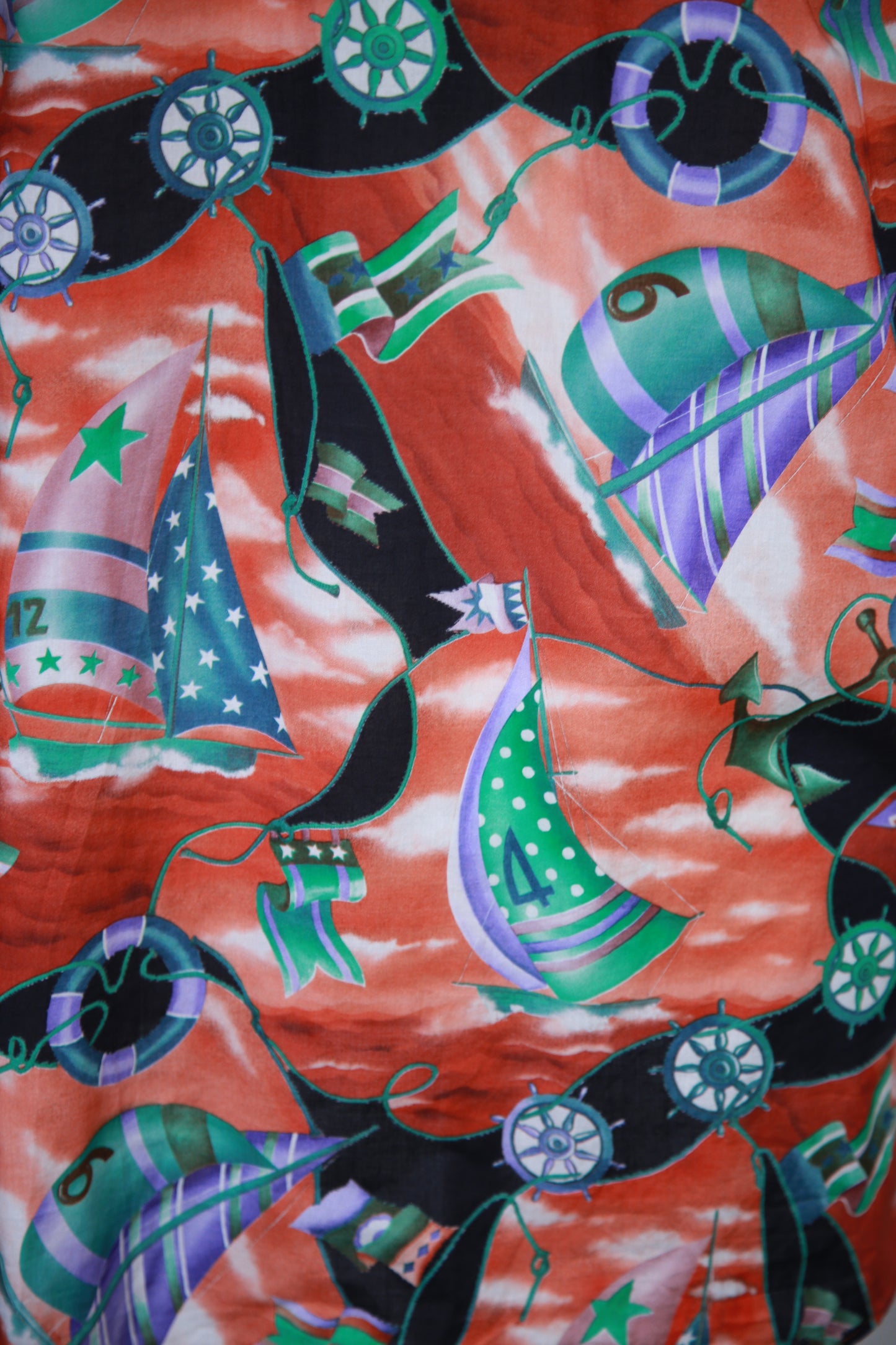 Punainen monivärinen kuviollinen lyhythihainen Petritex kauluspaita