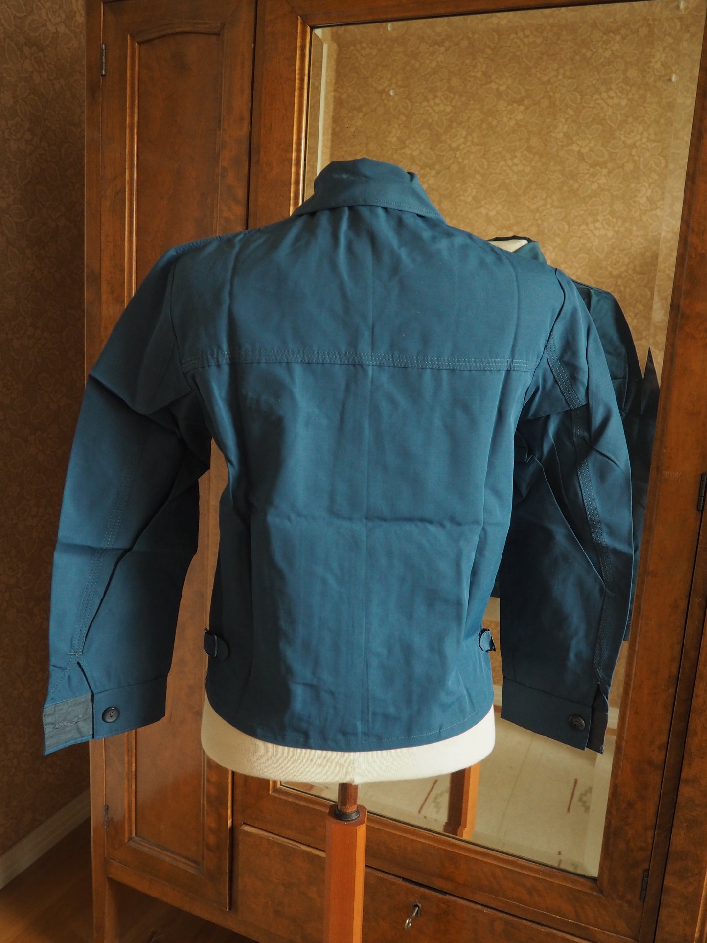 Siniharmaa Ylläs-tuotteen Terry 600 takki, käyttämätöntä vanhaa varastoa